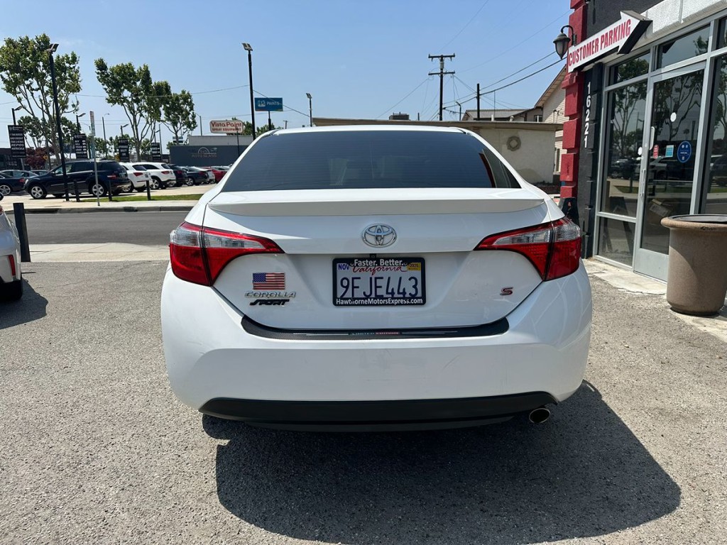 2016 Toyota Corolla Image 6