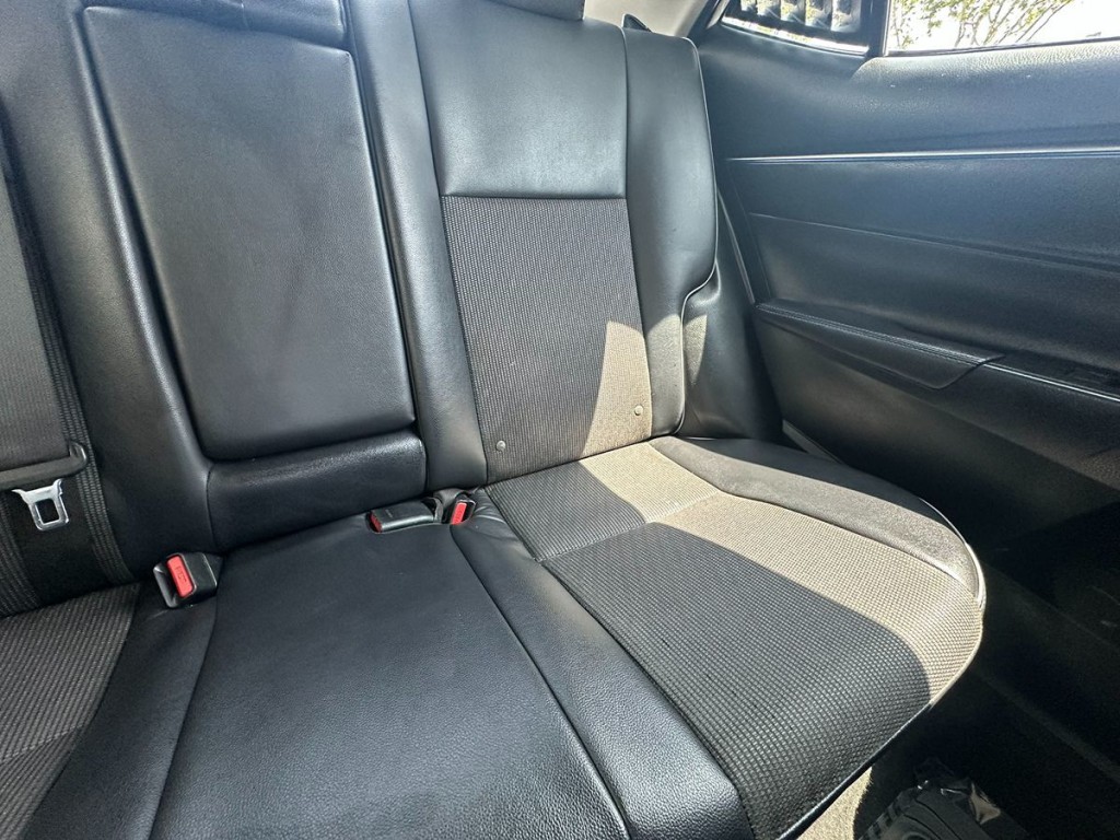 2016 Toyota Corolla Image 22