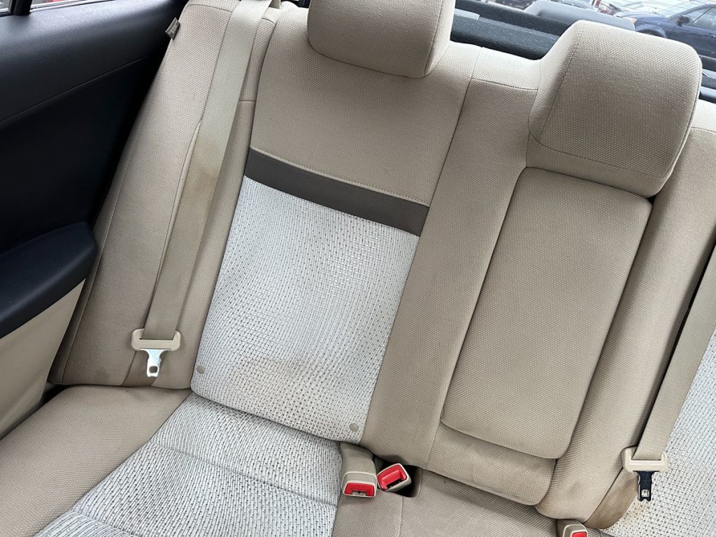 2012 Toyota Camry Image 15
