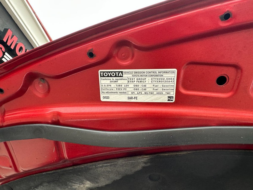 2012 Toyota Camry Image 19