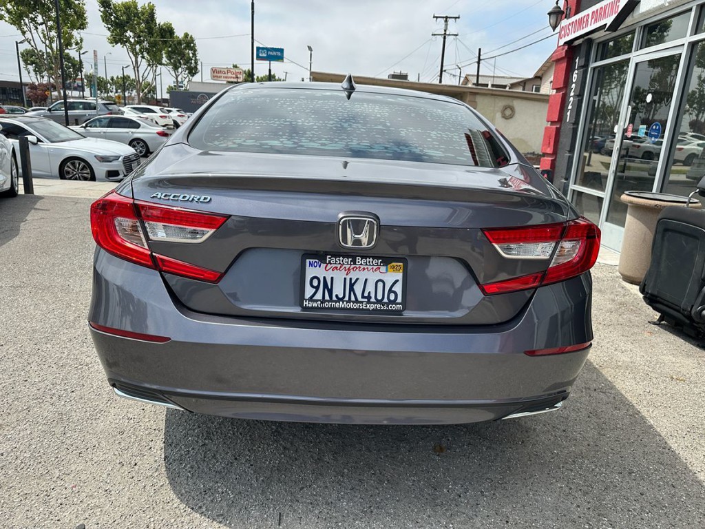 2020 Honda Accord Image 4