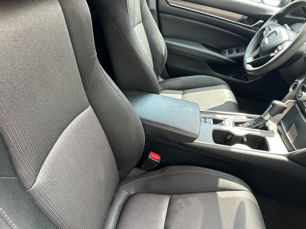 2020 Honda Accord Image 8