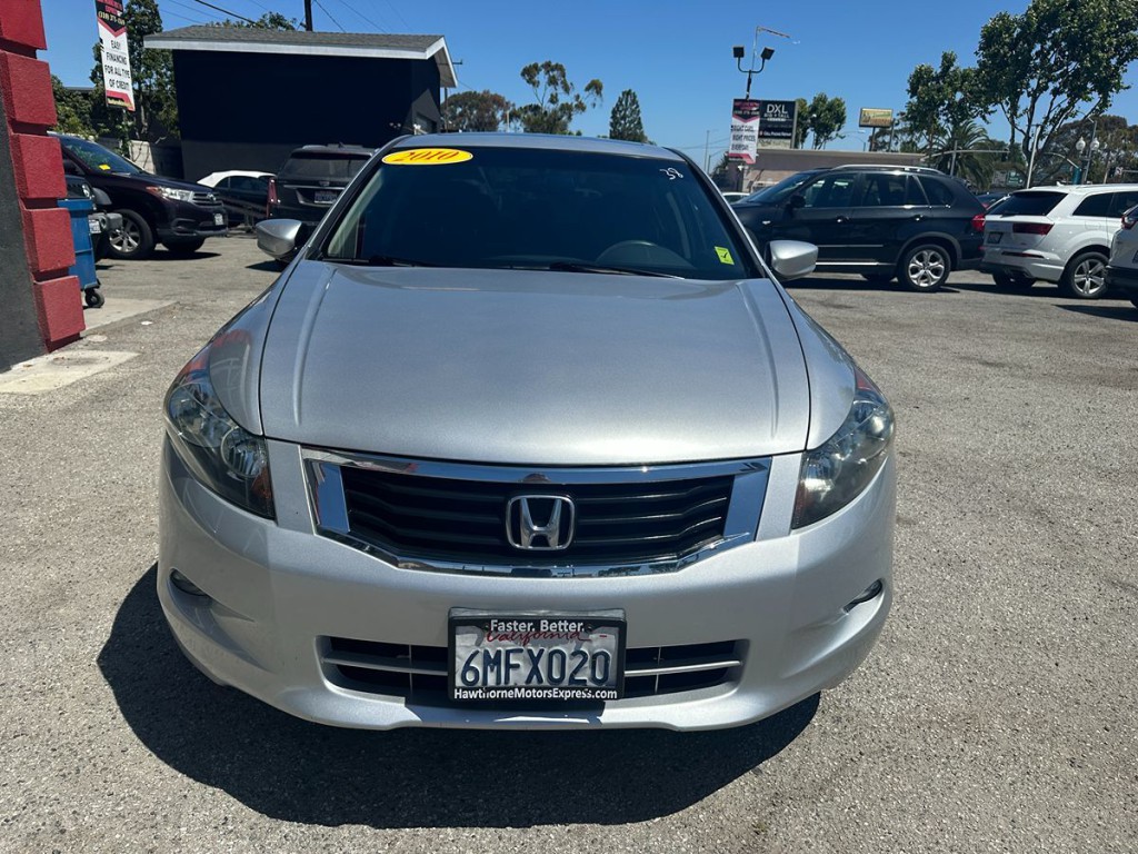 2010 Honda Accord Image 2