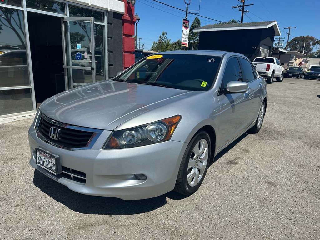 2010 Honda Accord Image 3