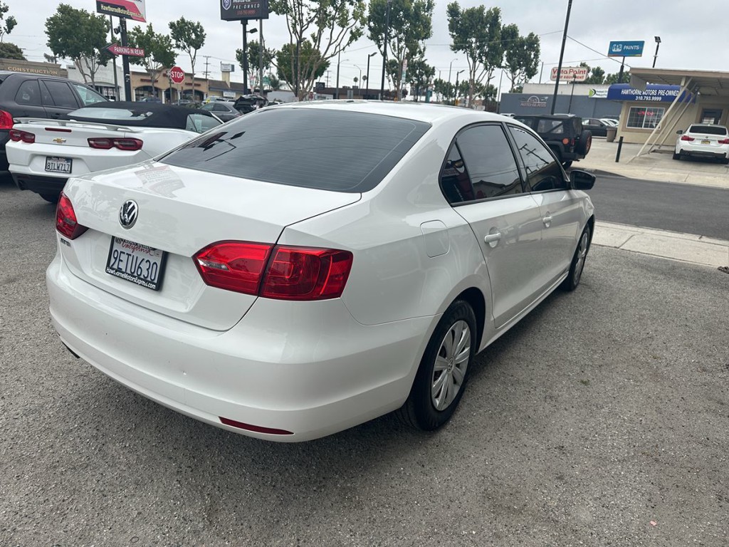 2014 Volkswagen Jetta Image 8