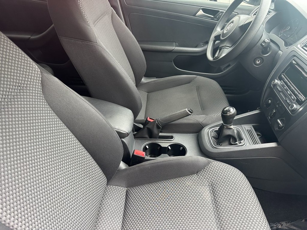 2014 Volkswagen Jetta Image 15