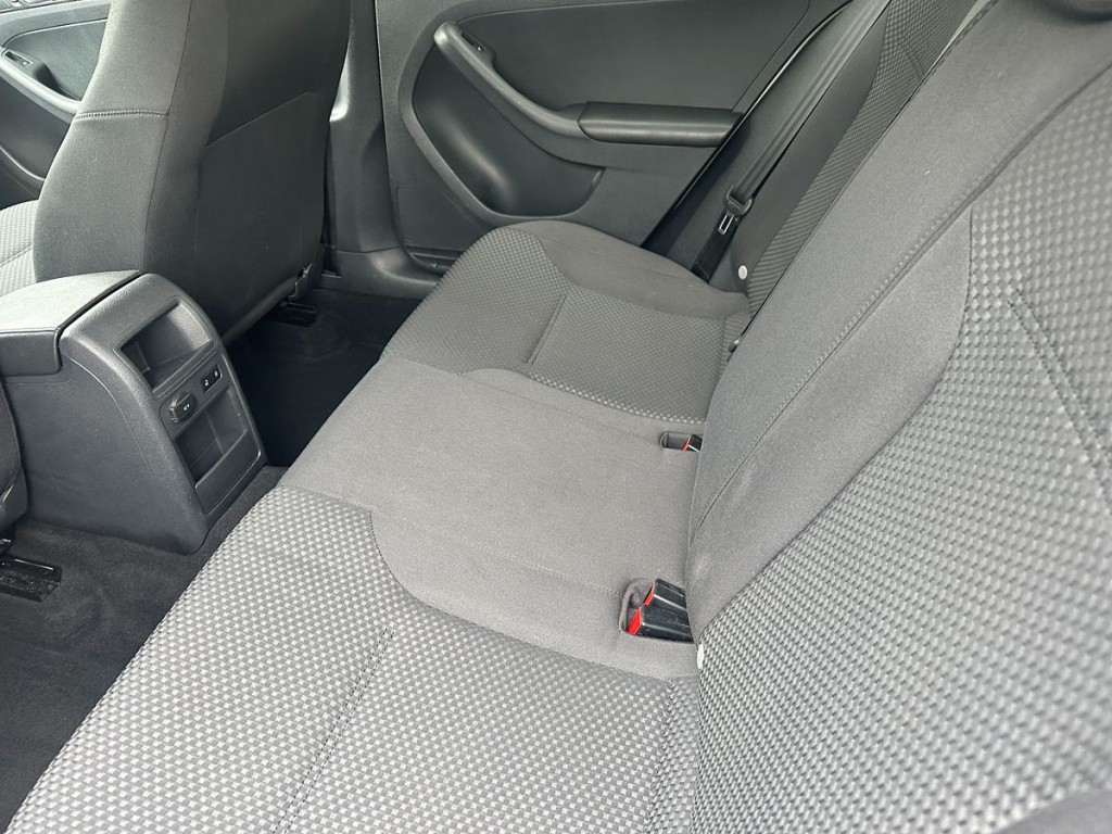 2014 Volkswagen Jetta Image 17