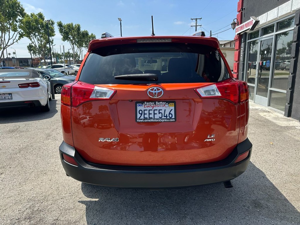 2015 Toyota Rav4 Image 6
