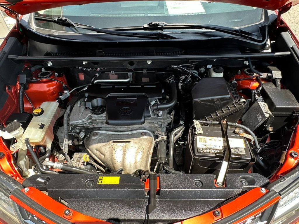2015 Toyota Rav4 Image 18