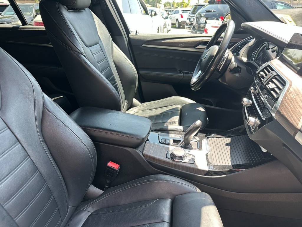 2018 BMW X3 Image 9
