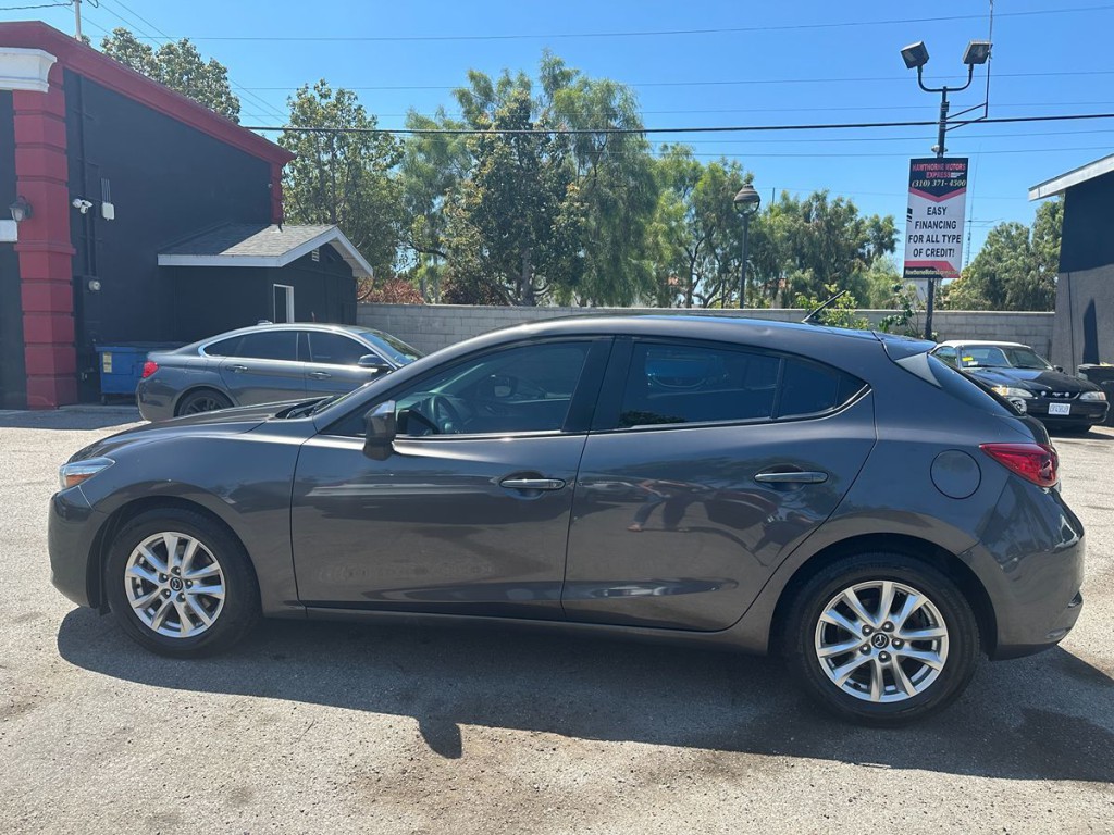 2017 Mazda Mazda3 Image 4