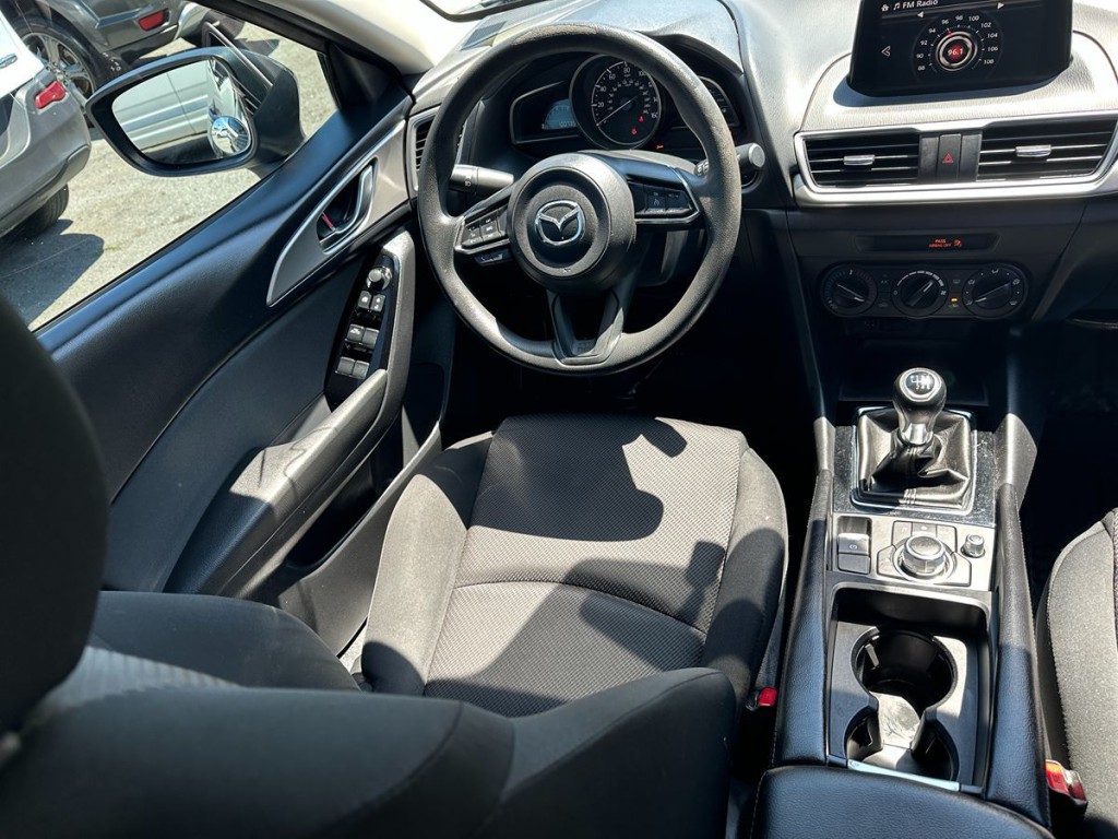 2017 Mazda Mazda3 Image 9