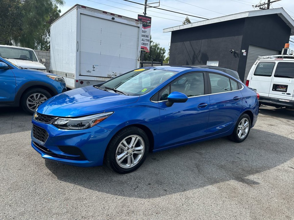 2017 Chevrolet Cruze Image 4