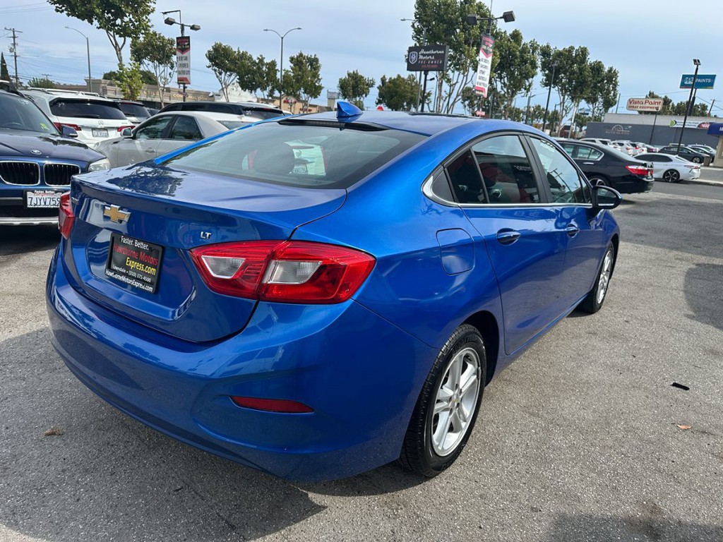 2017 Chevrolet Cruze Image 7