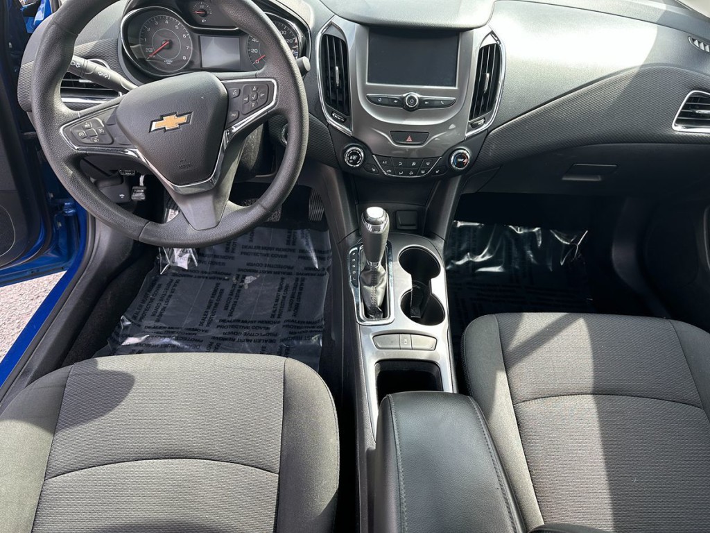 2017 Chevrolet Cruze Image 13