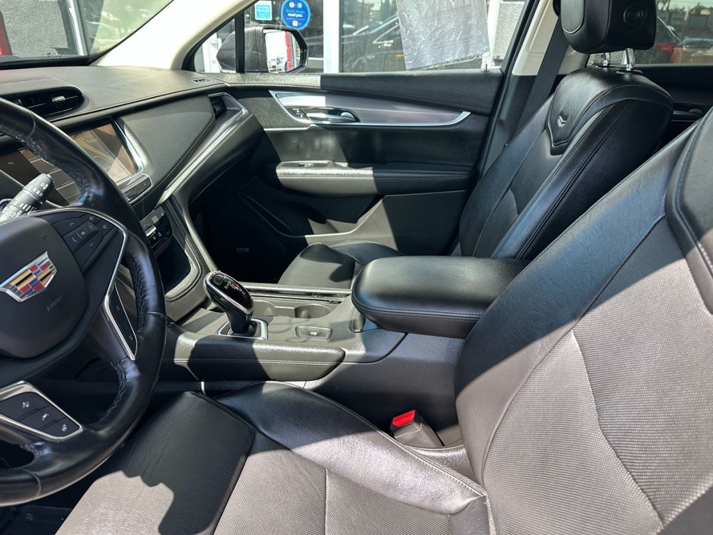 2018 Cadillac XT5 Image 15