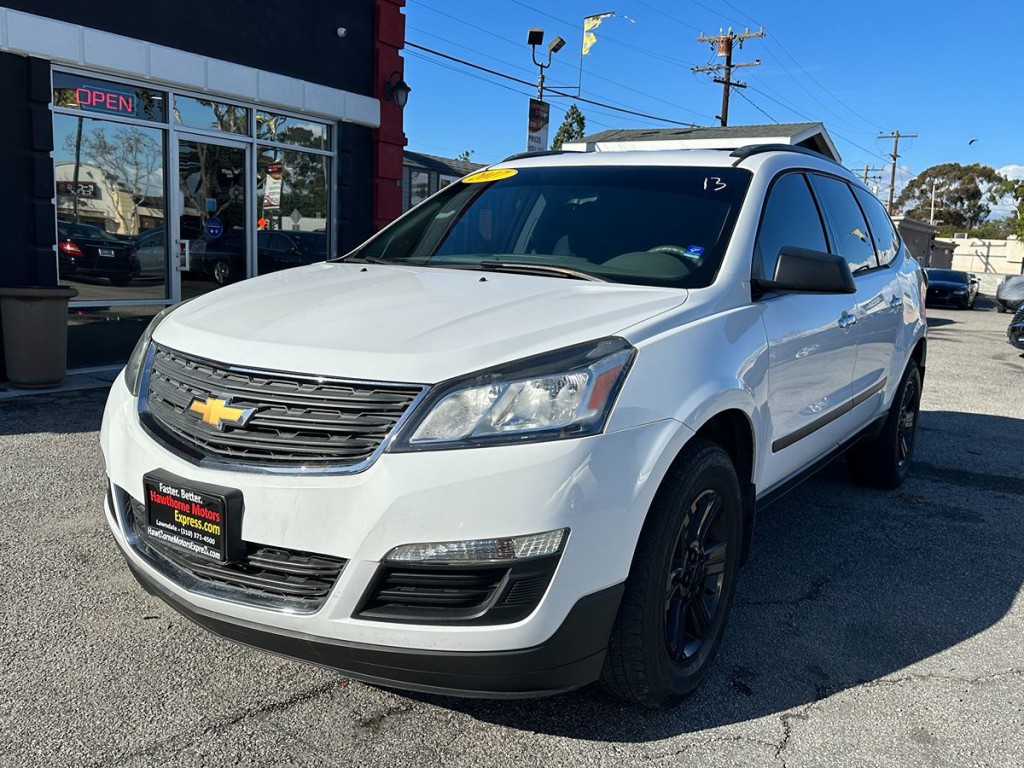 2017 Chevrolet Traverse Image 3