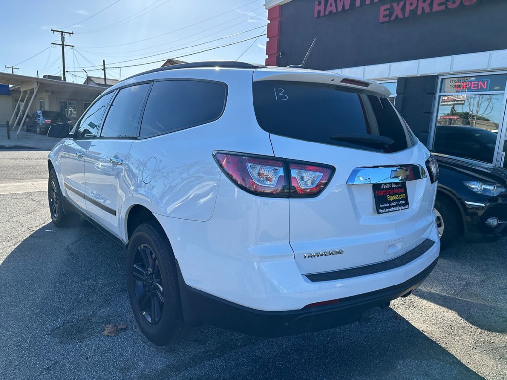 2017 Chevrolet Traverse Image 6