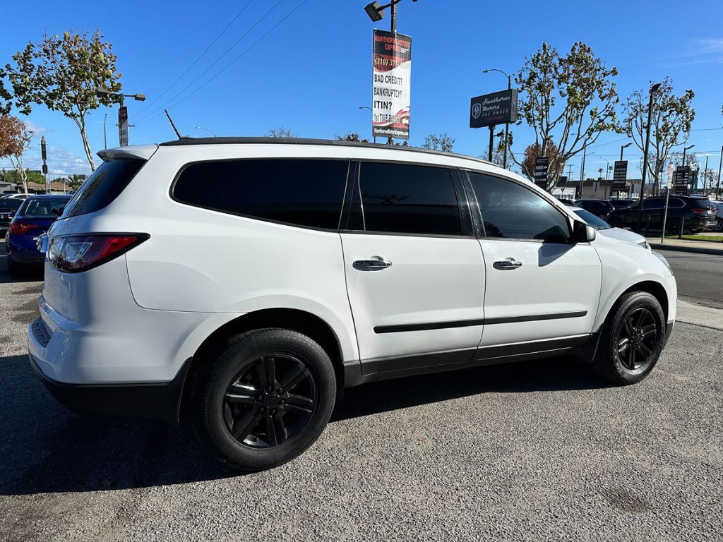 2017 Chevrolet Traverse Image 9