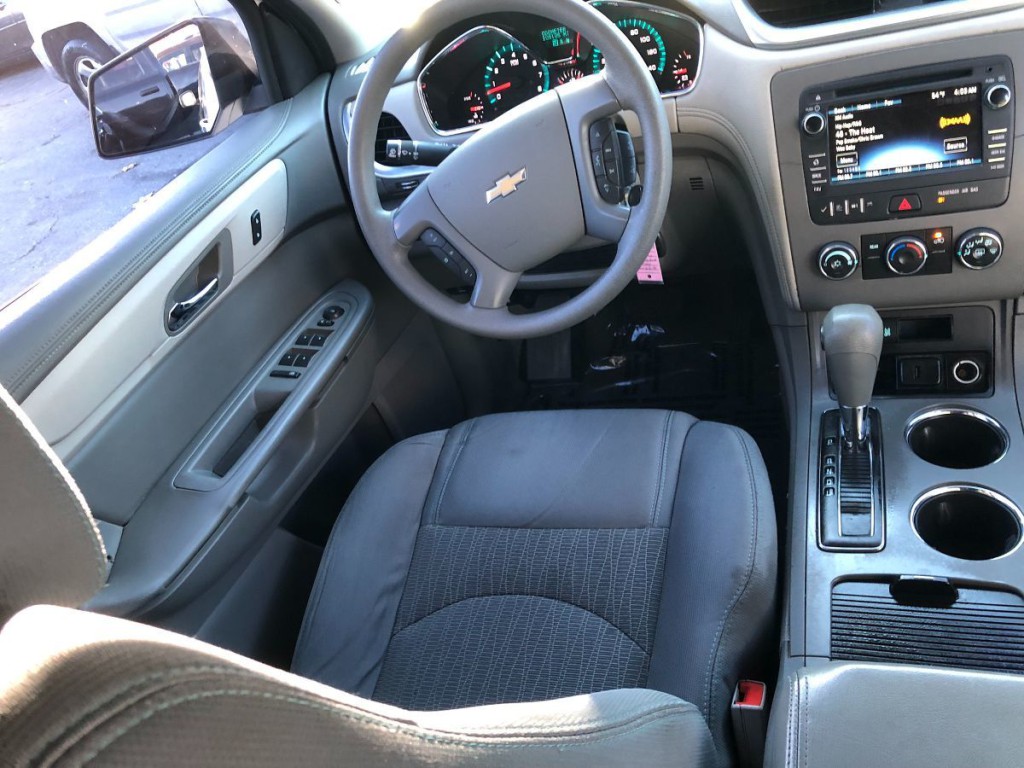 2017 Chevrolet Traverse Image 11