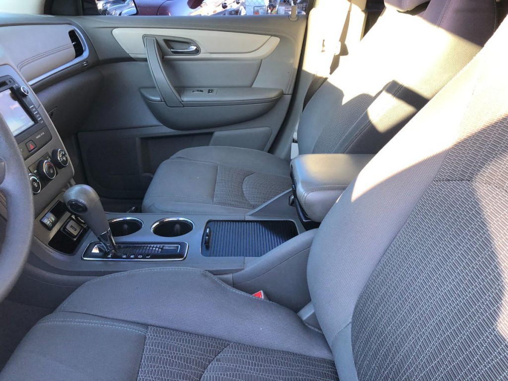 2017 Chevrolet Traverse Image 16