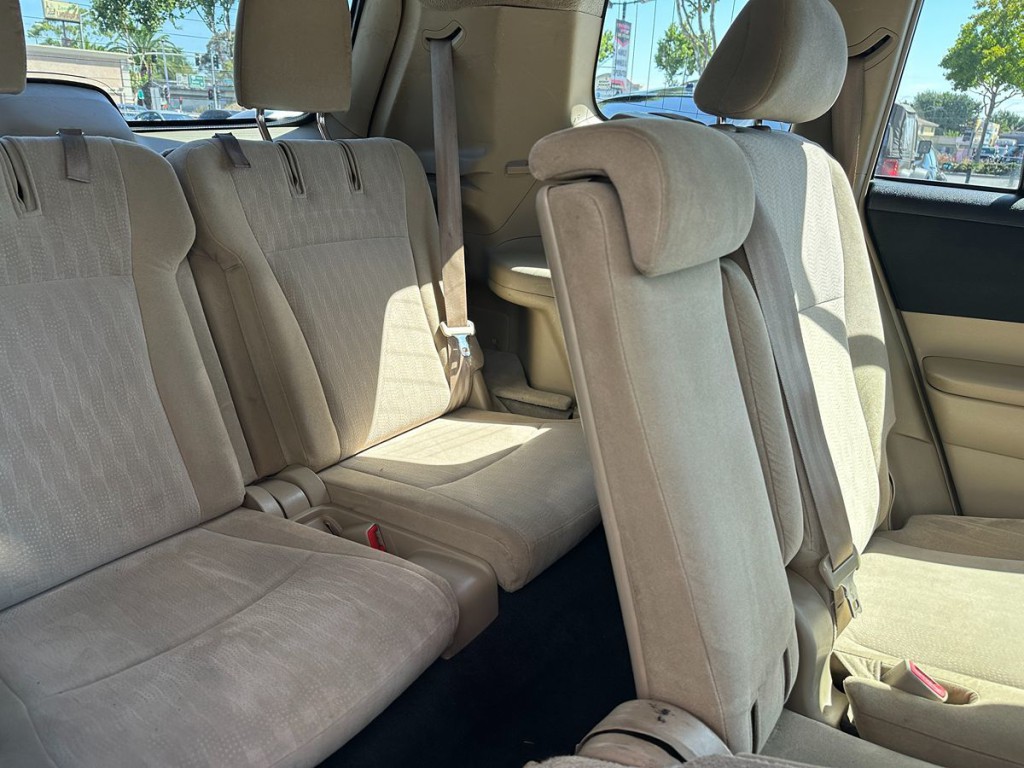 2013 Toyota Highlander Image 17