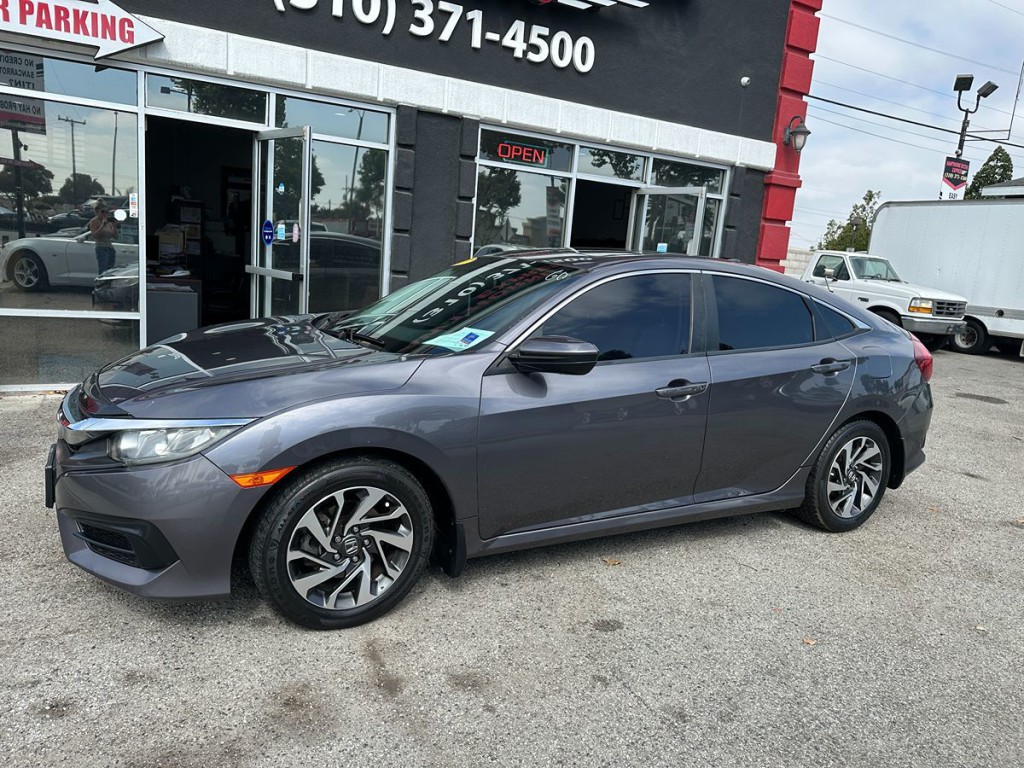 2017 Honda Civic Image 4
