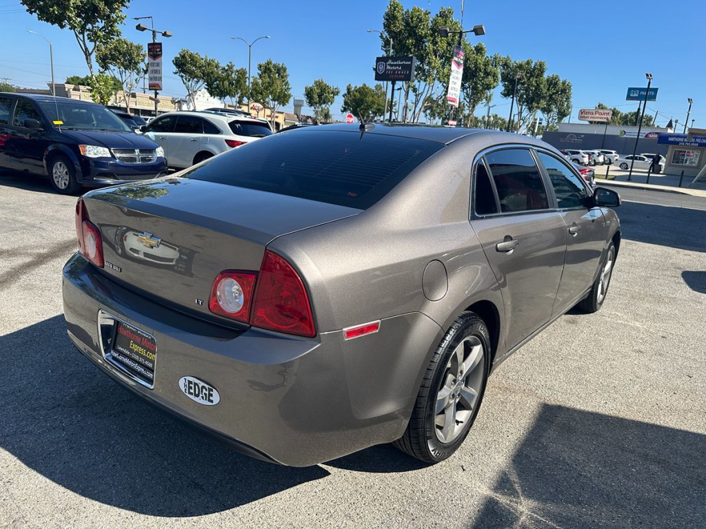 2011 Chevrolet Malibu Image 7