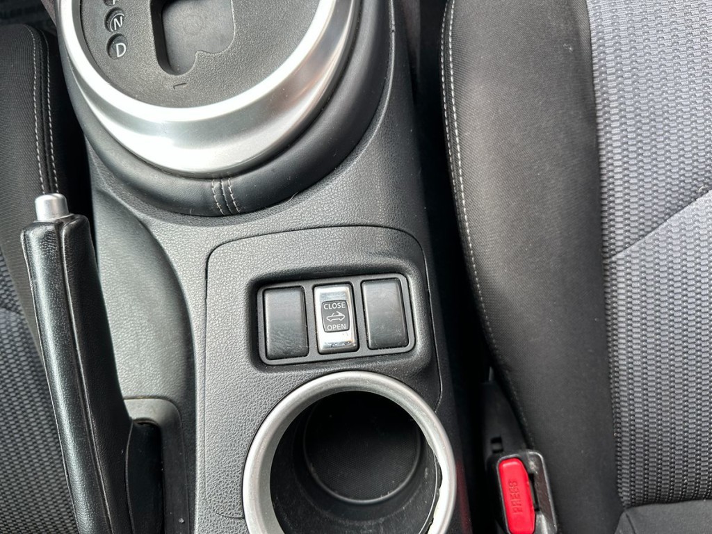 2016 Nissan 370Z Image 15