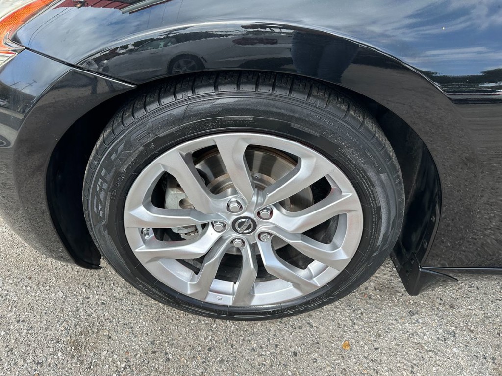 2016 Nissan 370Z Image 22