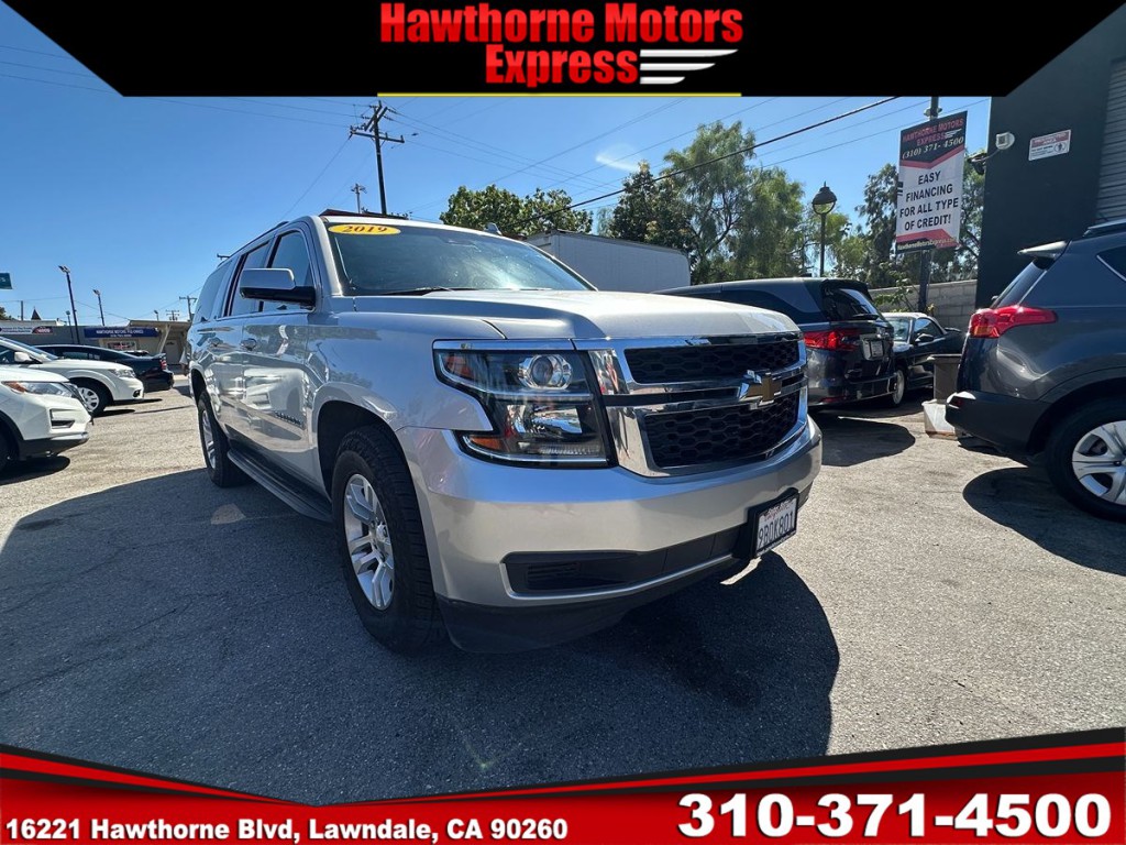 2019 Chevrolet Suburban Image 1