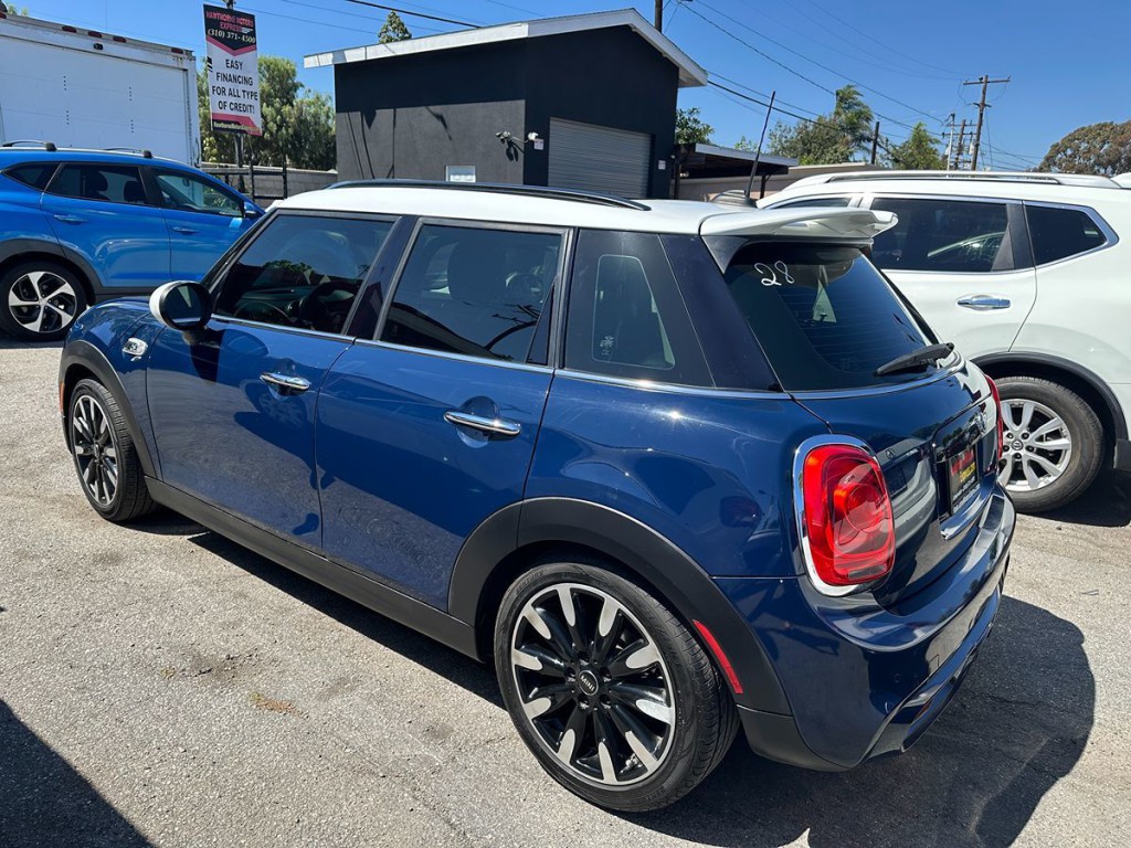 2015 MINI Cooper Image 4