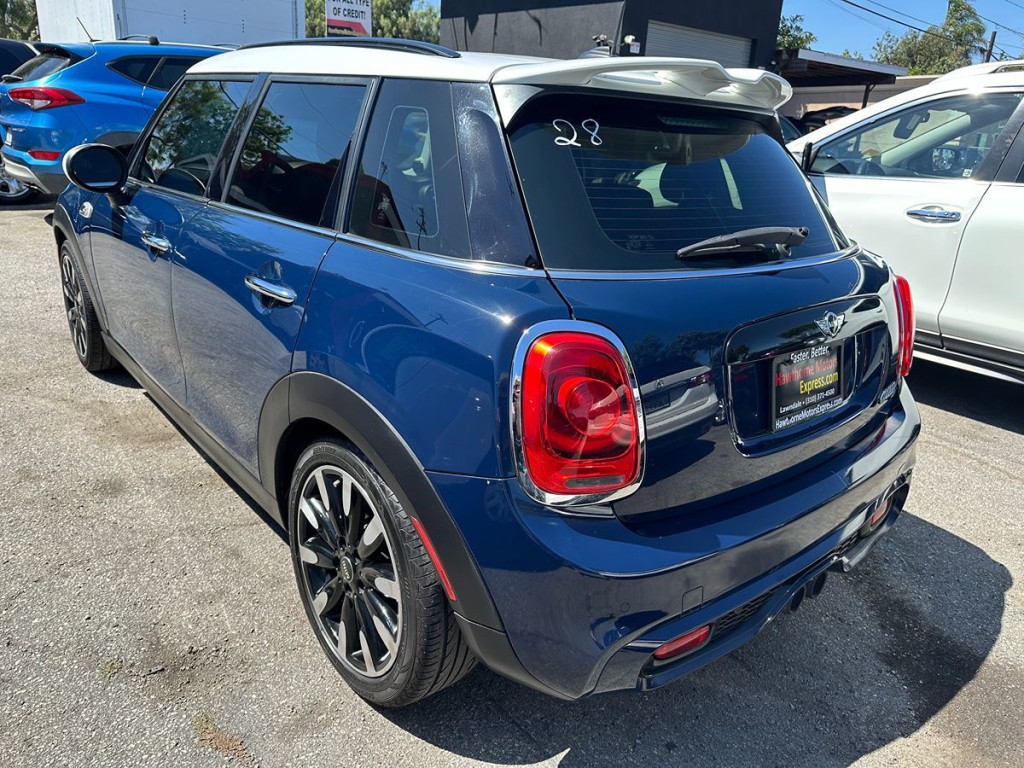 2015 MINI Cooper Image 5