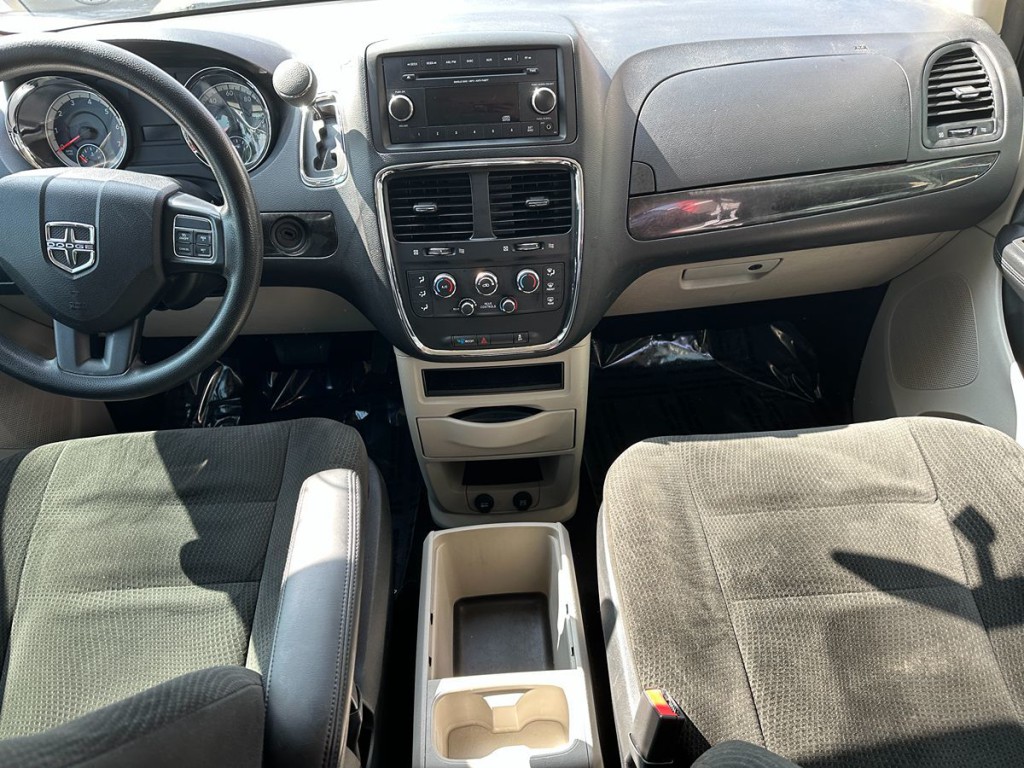 2016 Dodge Grand Caravan Image 12