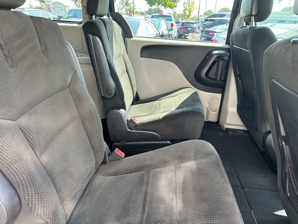 2016 Dodge Grand Caravan Image 19