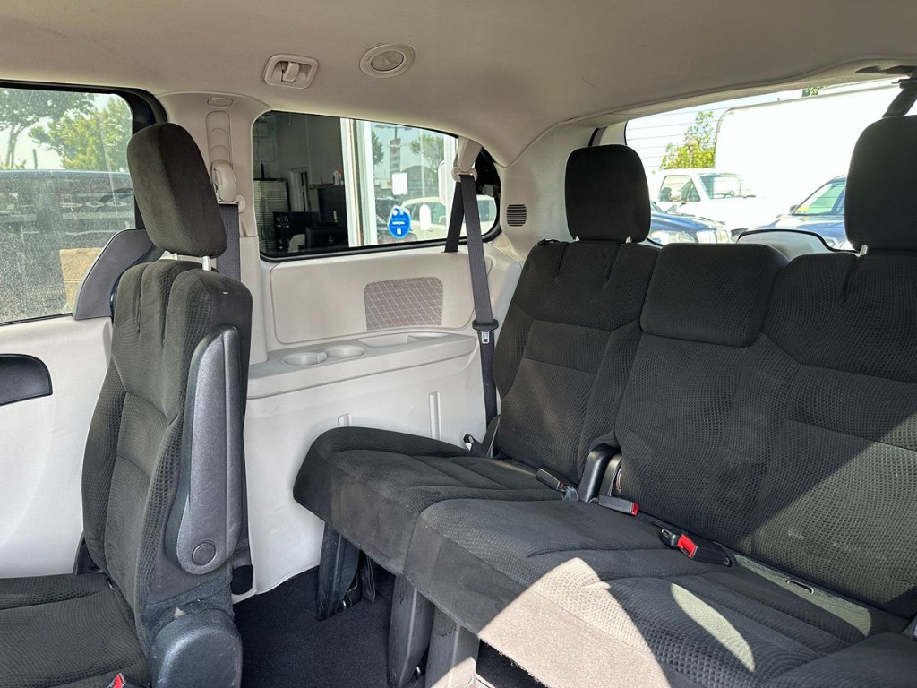 2016 Dodge Grand Caravan Image 21