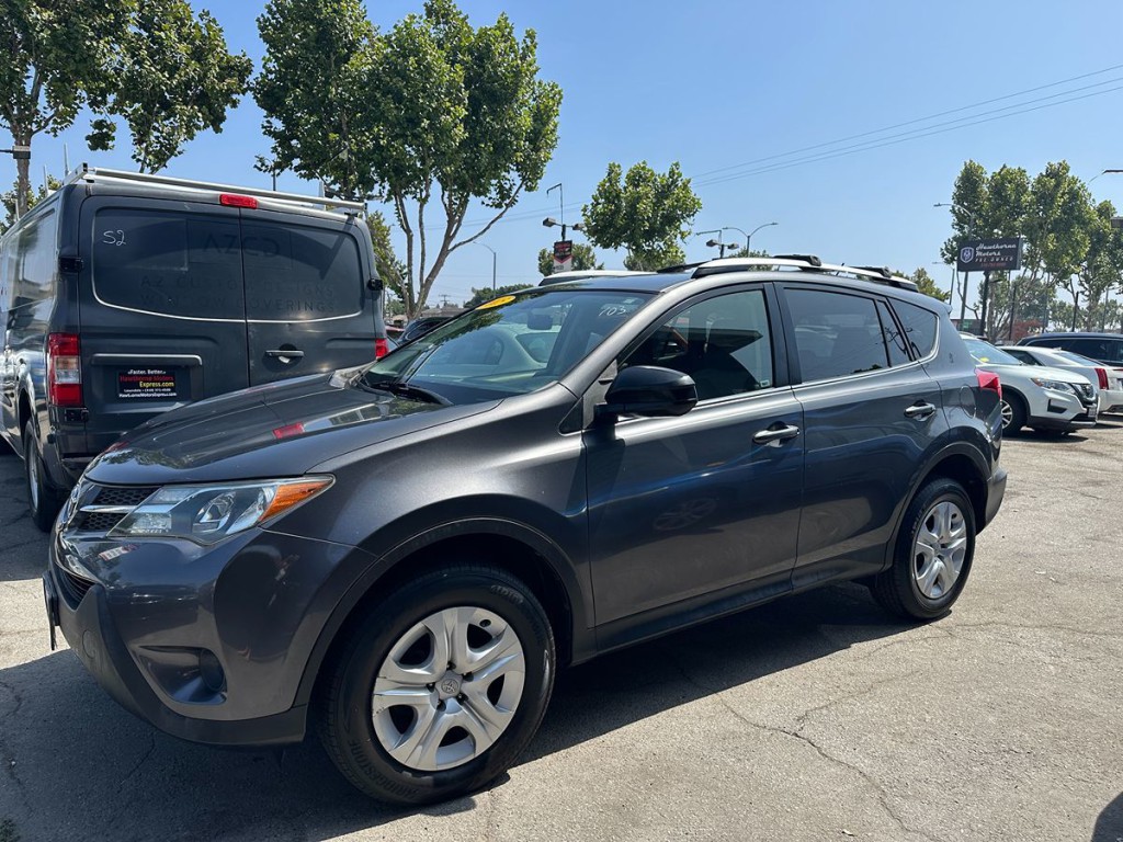 2015 Toyota Rav4 Image 3