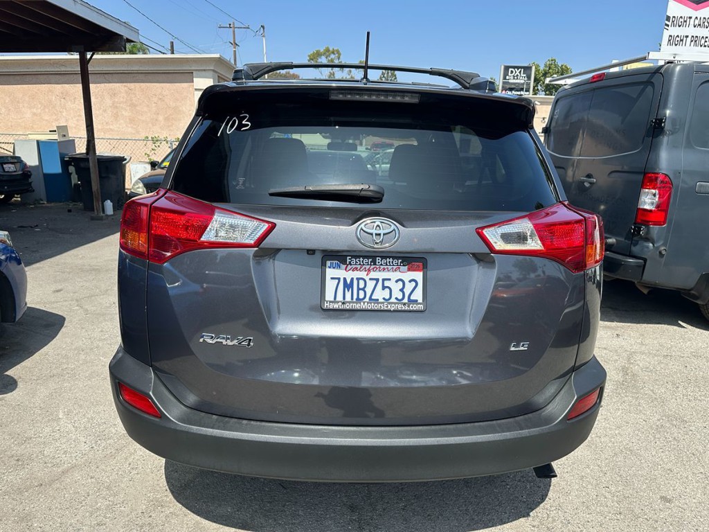 2015 Toyota Rav4 Image 5
