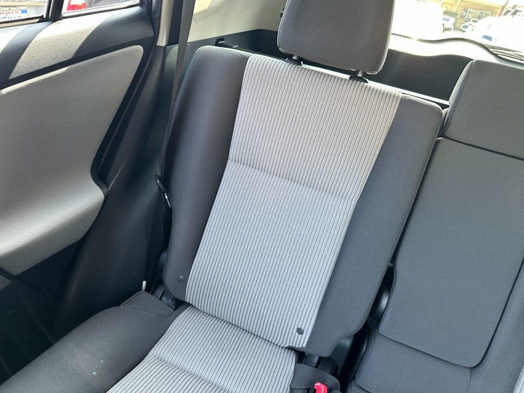 2015 Toyota Rav4 Image 16