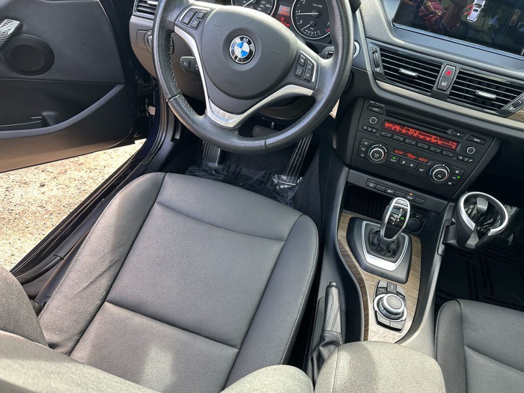 2015 BMW X1 Image 7