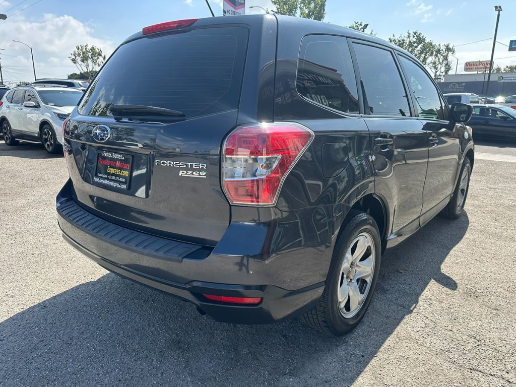 2014 Subaru Forester Image 7