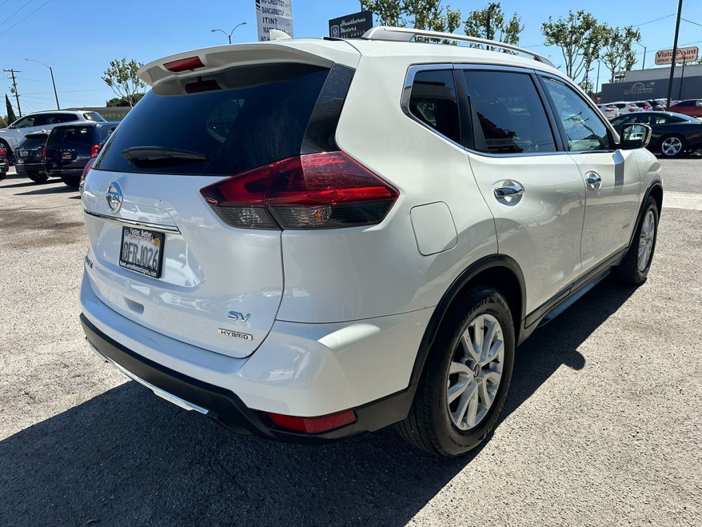 2018 Nissan Rogue Image 7