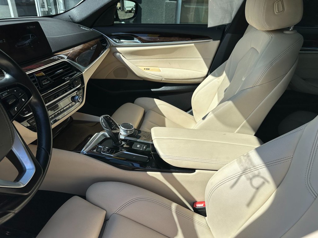2018 BMW 5 Series Image 14