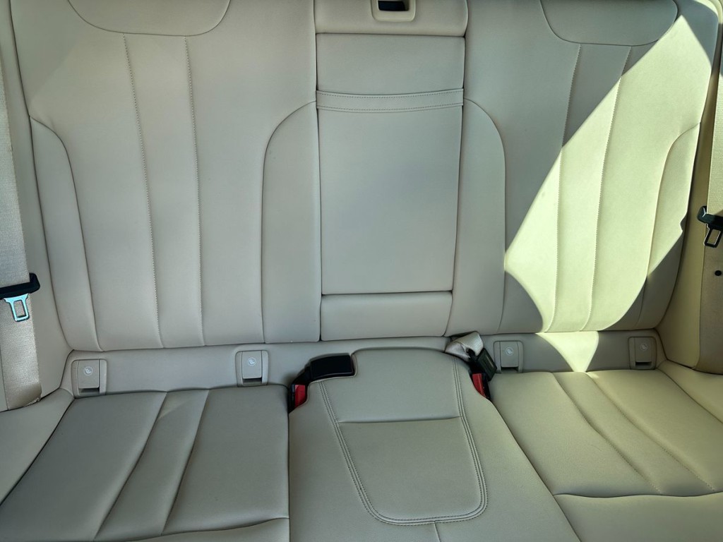 2018 BMW 5 Series Image 17