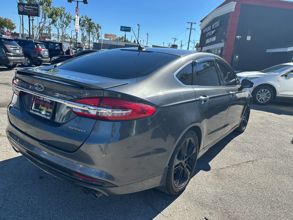 2017 Ford Fusion Image 8