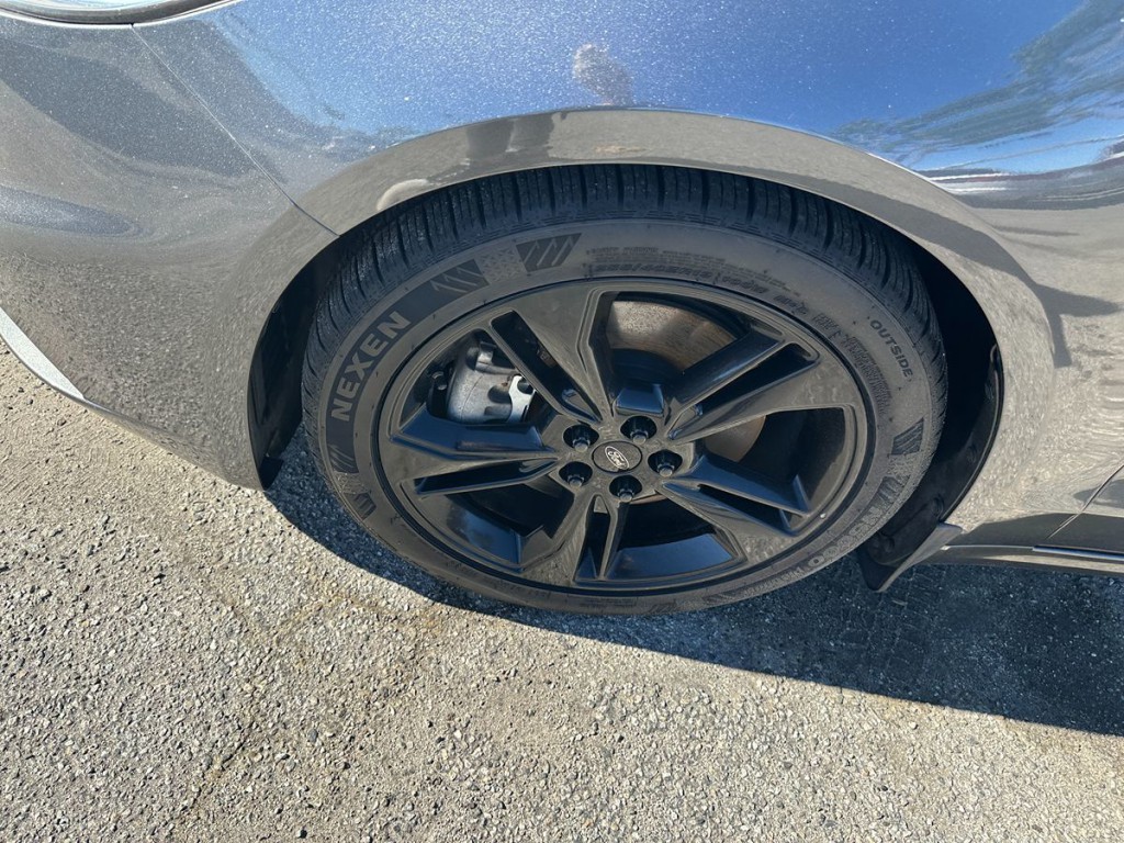 2017 Ford Fusion Image 25
