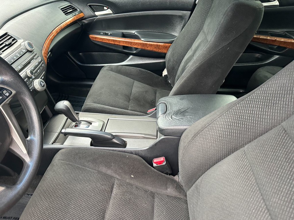 2011 Honda Accord Image 13