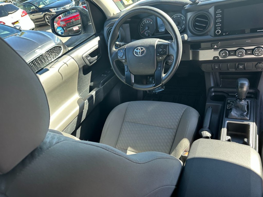 2022 Toyota Tacoma Image 10