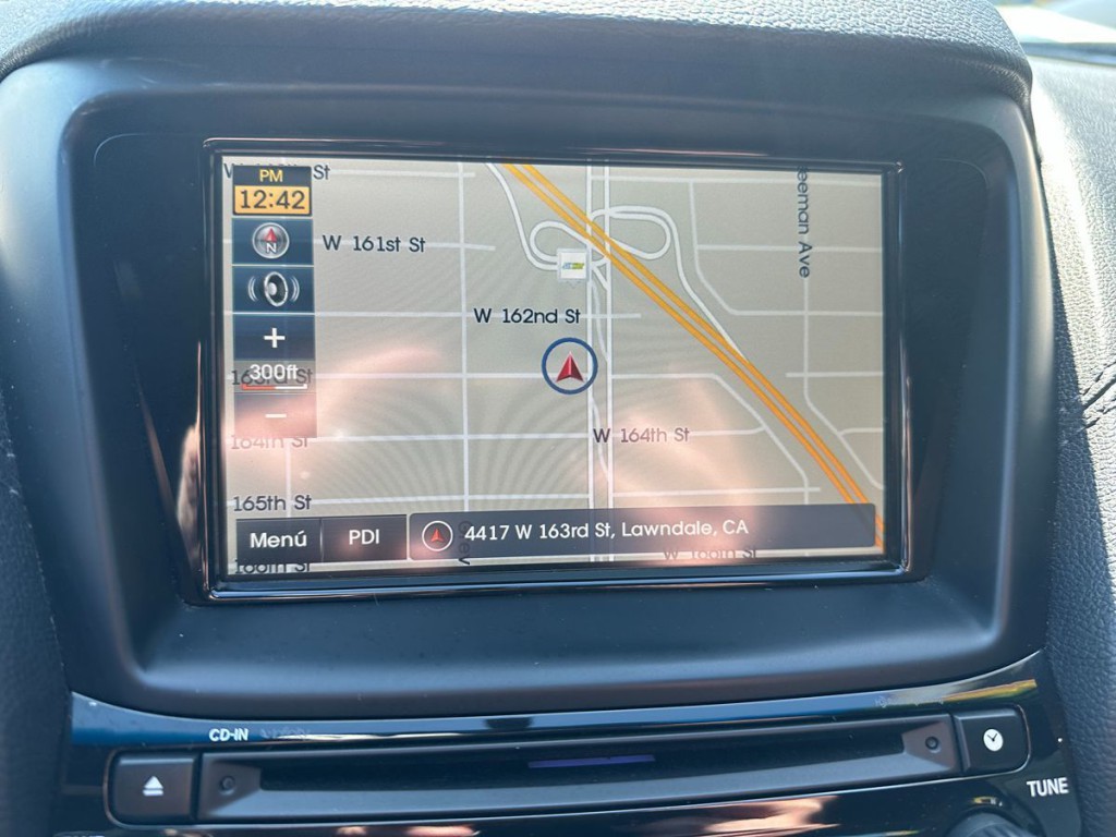 2016 Hyundai Genesis Image 12