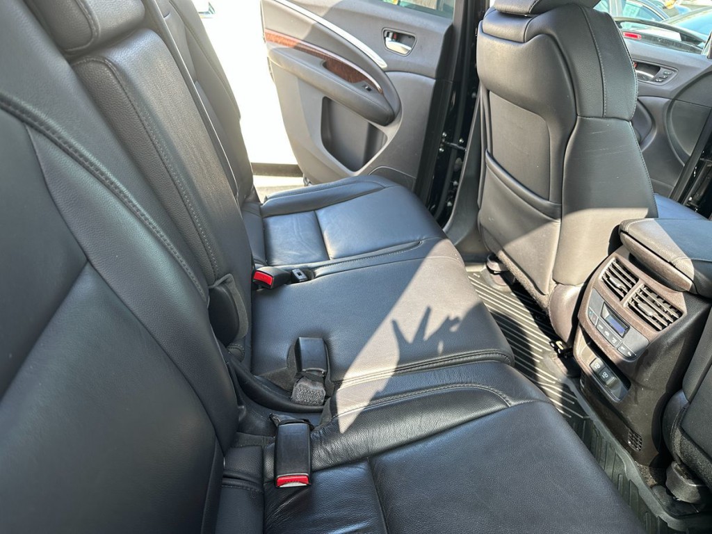 2017 Acura MDX Image 18